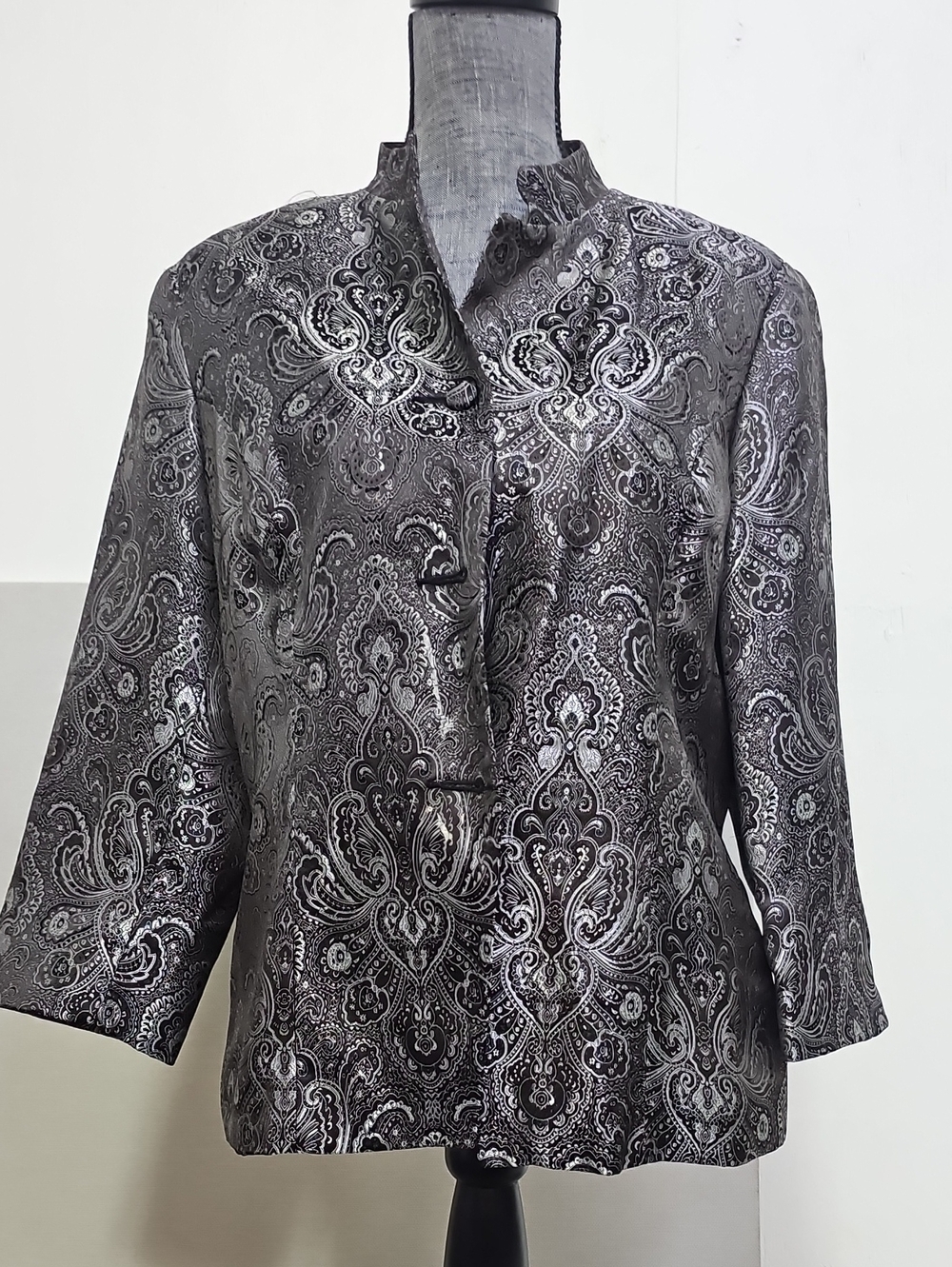 SAG HARBOR SILKY GTEY BLACK BLAZER BFPM-06-204